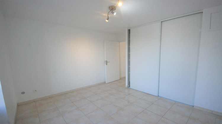 Ma-Cabane - Location Appartement CHEVRY-COSSIGNY, 34 m²