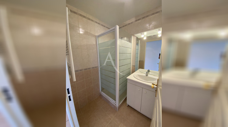 Ma-Cabane - Location Appartement CHEVRY-COSSIGNY, 54 m²