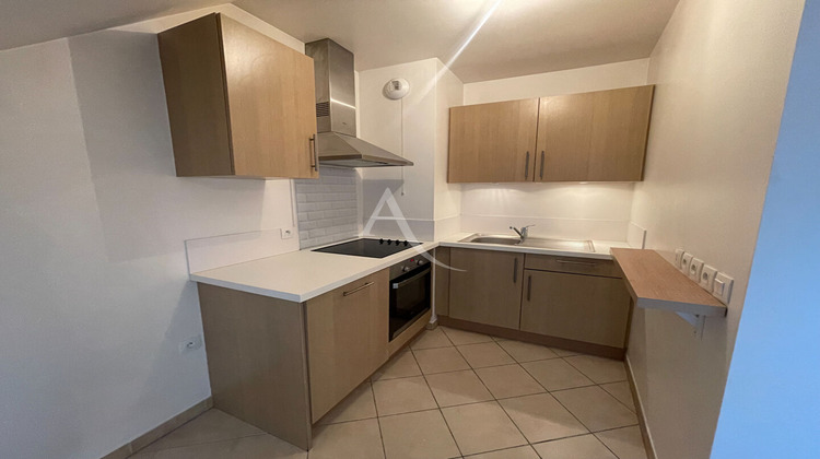 Ma-Cabane - Location Appartement CHEVRY-COSSIGNY, 49 m²