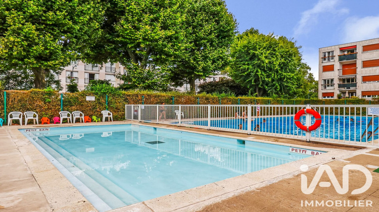 Ma-Cabane - Location Appartement Chilly-Mazarin, 10 m²