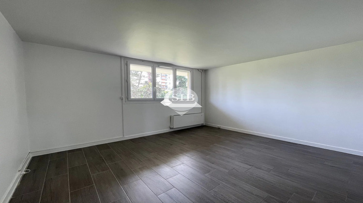 Ma-Cabane - Location Appartement Chilly-Mazarin, 38 m²