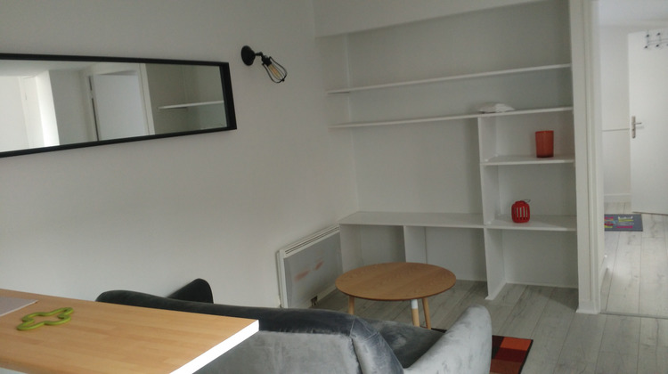 Ma-Cabane - Location Appartement Cholet, 28 m²