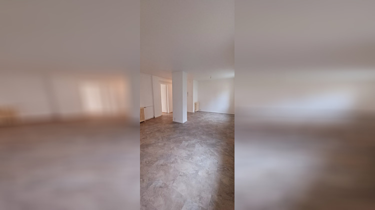 Ma-Cabane - Location Appartement Cholet, 82 m²