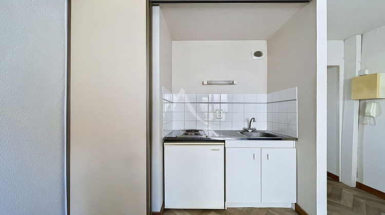 Ma-Cabane - Location Appartement CHOLET, 16 m²