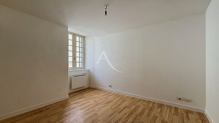 Ma-Cabane - Location Appartement CHOLET, 35 m²