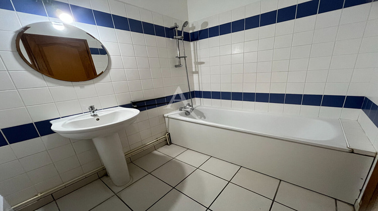 Ma-Cabane - Location Appartement CHOUZY-SUR-CISSE, 55 m²