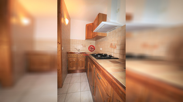 Ma-Cabane - Location Appartement Chusclan, 60 m²