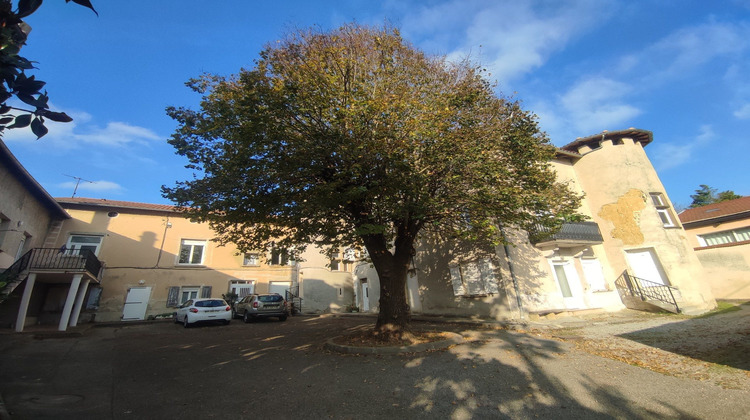 Ma-Cabane - Location Appartement Chuzelles, 127 m²