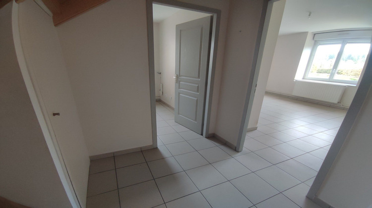 Ma-Cabane - Location Appartement Chuzelles, 127 m²