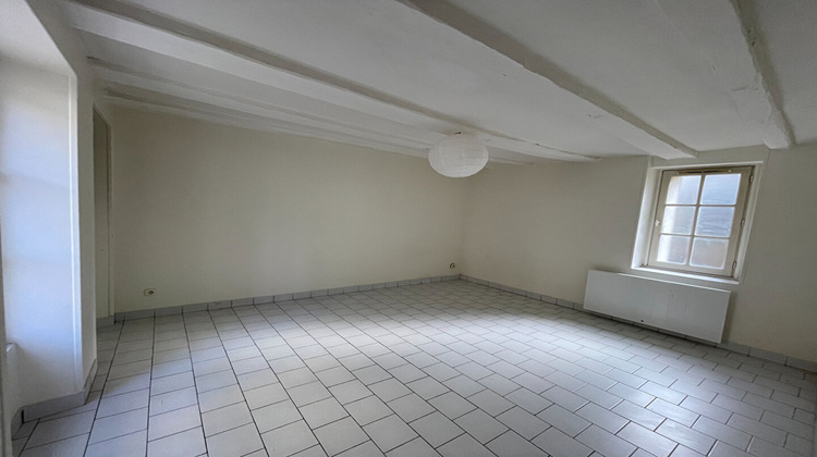 Ma-Cabane - Location Appartement CINQ-MARS-LA-PILE, 32 m²