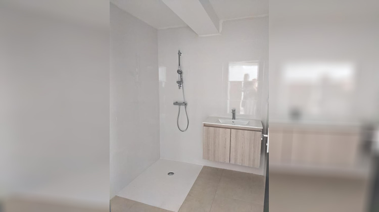 Ma-Cabane - Location Appartement CLAIRA, 58 m²