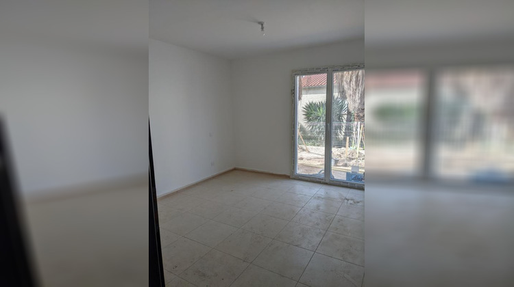 Ma-Cabane - Location Appartement CLAIRA, 58 m²