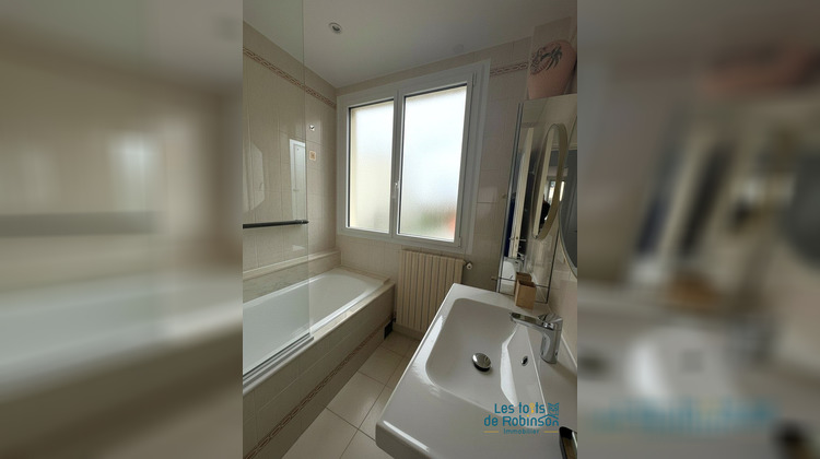 Ma-Cabane - Location Appartement Clamart, 65 m²