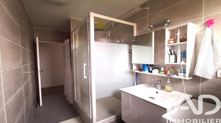 Ma-Cabane - Location Appartement Clamart, 56 m²
