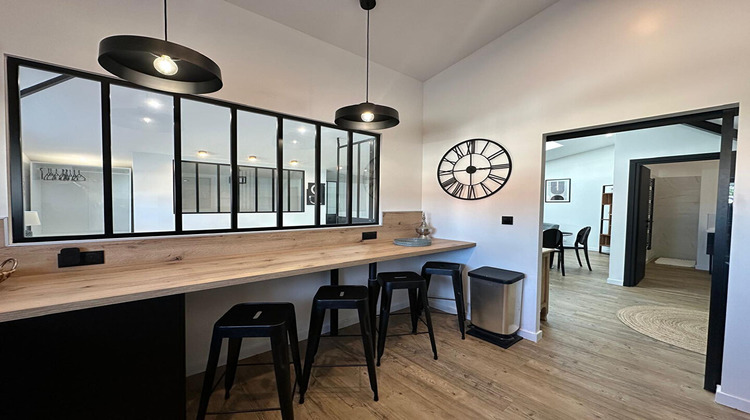 Ma-Cabane - Location Appartement CLAVETTE, 74 m²