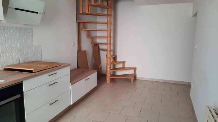 Ma-Cabane - Location Appartement CLEON D'ANDRAN, 40 m²