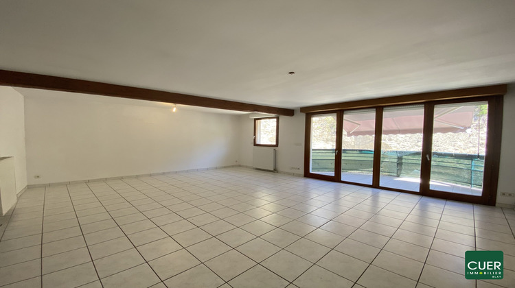 Ma-Cabane - Location Appartement CLERIEUX, 80 m²