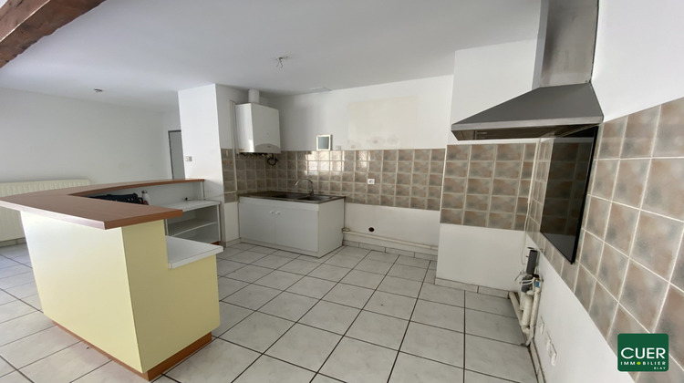 Ma-Cabane - Location Appartement CLERIEUX, 80 m²