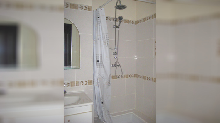 Ma-Cabane - Location Appartement Clermont-Ferrand, 46 m²