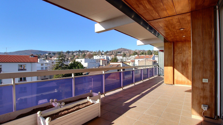 Ma-Cabane - Location Appartement Clermont-Ferrand, 200 m²