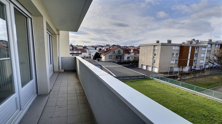 Ma-Cabane - Location Appartement CLERMONT-FERRAND, 56 m²