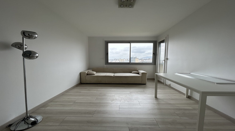 Ma-Cabane - Location Appartement Clermont-Ferrand, 56 m²