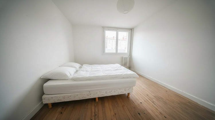 Ma-Cabane - Location Appartement Clermont-Ferrand, 61 m²