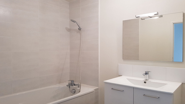 Ma-Cabane - Location Appartement CLERMONT-FERRAND, 43 m²