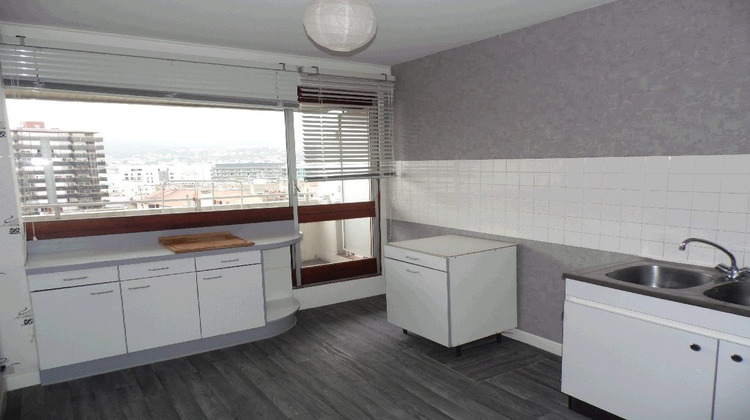 Ma-Cabane - Location Appartement Clermont-Ferrand, 48 m²