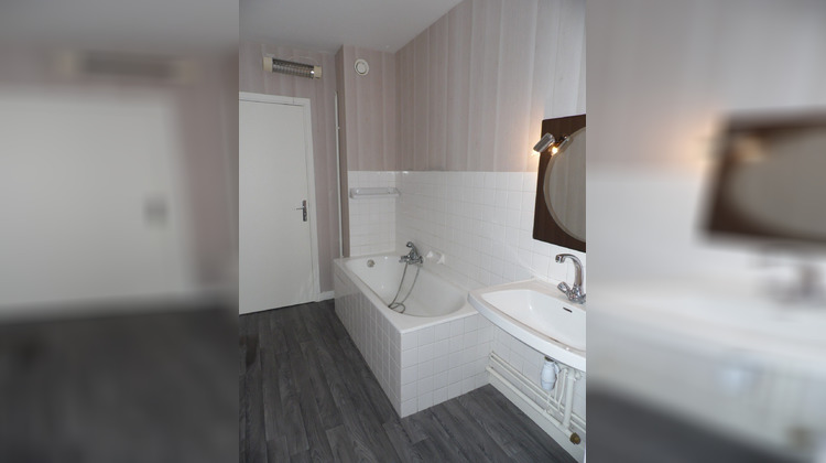 Ma-Cabane - Location Appartement Clermont-Ferrand, 48 m²