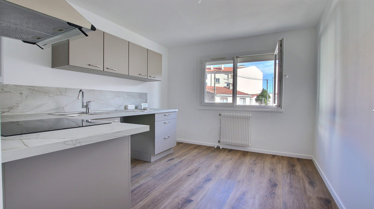 Ma-Cabane - Location Appartement Clermont-Ferrand, 51 m²