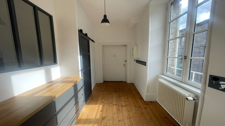 Ma-Cabane - Location Appartement CLERMONT-FERRAND, 190 m²