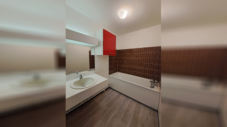 Ma-Cabane - Location Appartement CLERMONT FERRAND, 93 m²