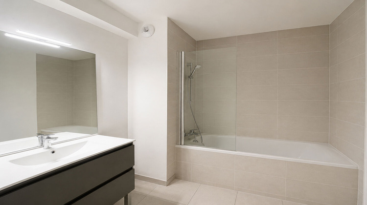 Ma-Cabane - Location Appartement CLERMONT-FERRAND, 96 m²