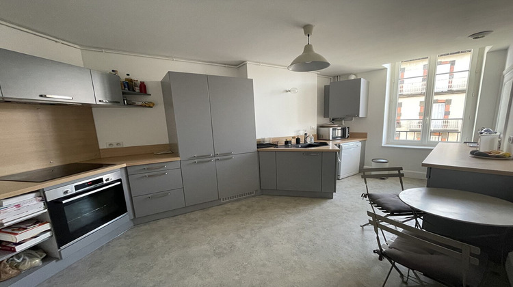 Ma-Cabane - Location Appartement CLERMONT-FERRAND, 138 m²