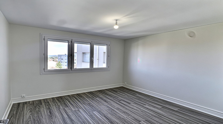 Ma-Cabane - Location Appartement CLERMONT-FERRAND, 85 m²