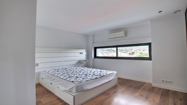 Ma-Cabane - Location Appartement Clermont-Ferrand, 107 m²