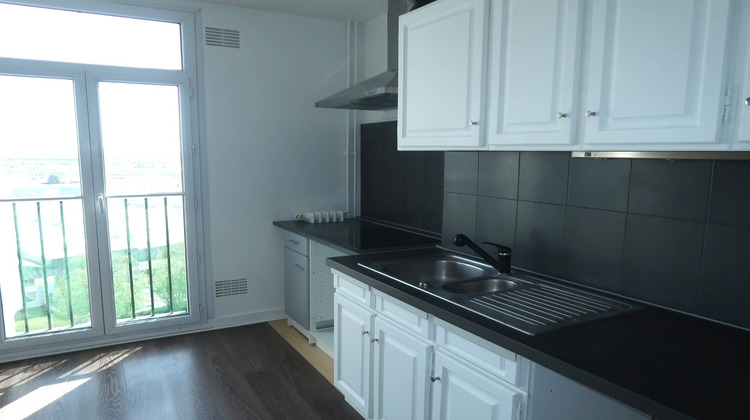 Ma-Cabane - Location Appartement CLERMONT FERRAND, 75 m²