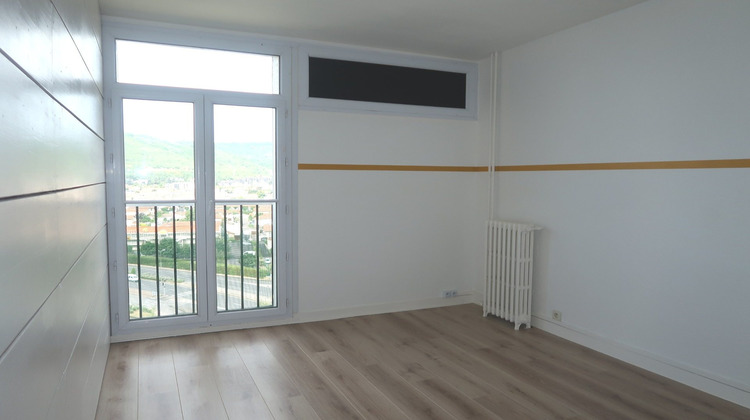 Ma-Cabane - Location Appartement CLERMONT FERRAND, 75 m²