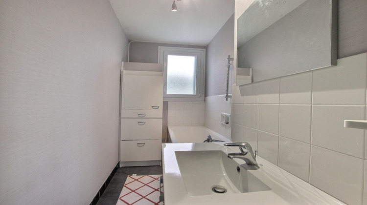 Ma-Cabane - Location Appartement Clermont-Ferrand, 69 m²