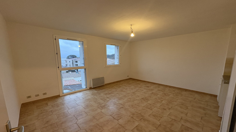 Ma-Cabane - Location Appartement Clermont-l'Hérault, 20 m²