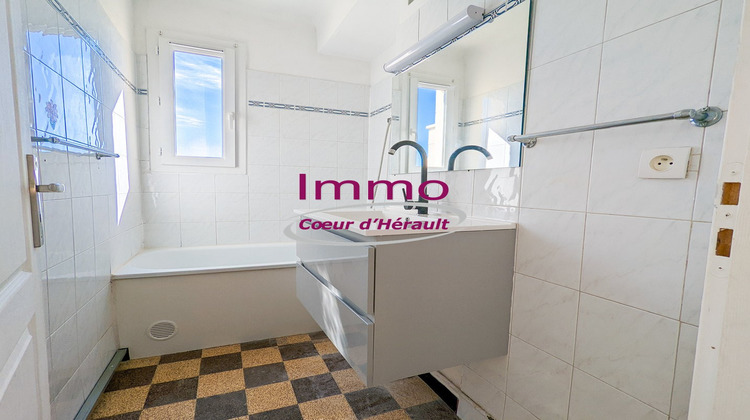 Ma-Cabane - Location Appartement CLERMONT L'HERAULT, 54 m²