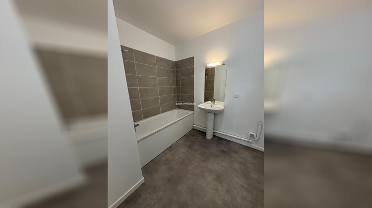 Ma-Cabane - Location Appartement Clichy-sous-Bois, 56 m²