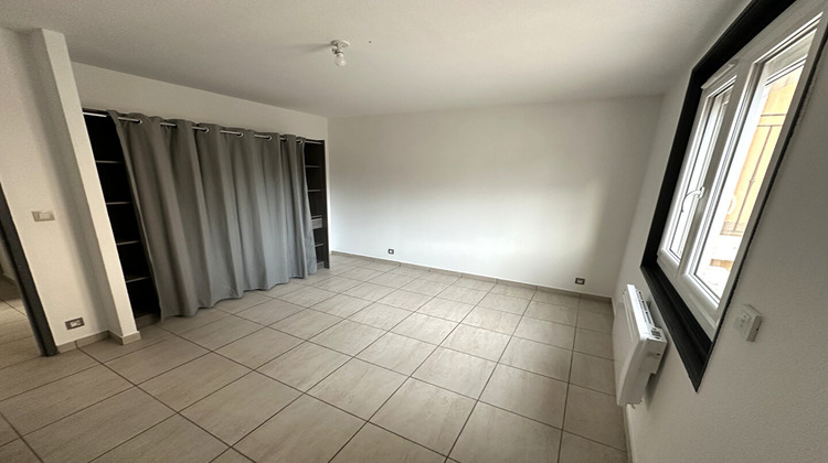Ma-Cabane - Location Appartement CLUSES, 49 m²