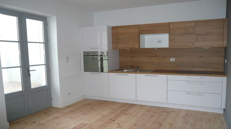 Ma-Cabane - Location Appartement COGNAC, 110 m²