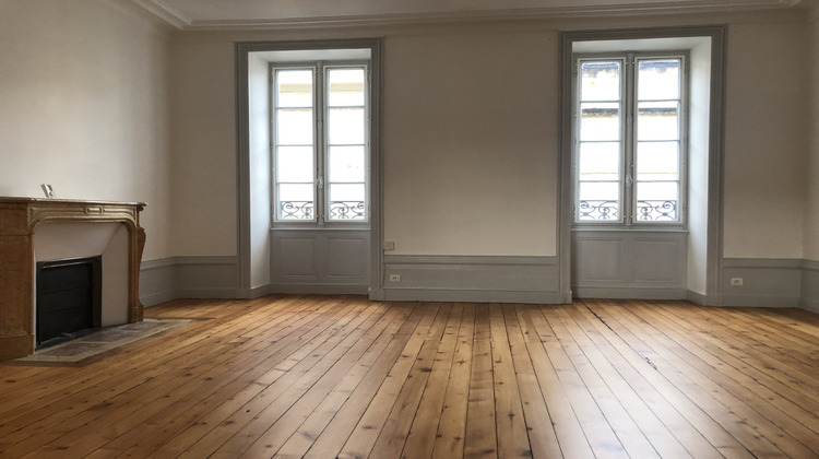 Ma-Cabane - Location Appartement Cognac, 80 m²