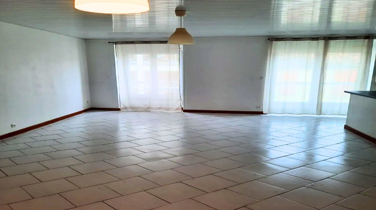 Ma-Cabane - Location Appartement Cognac, 108 m²