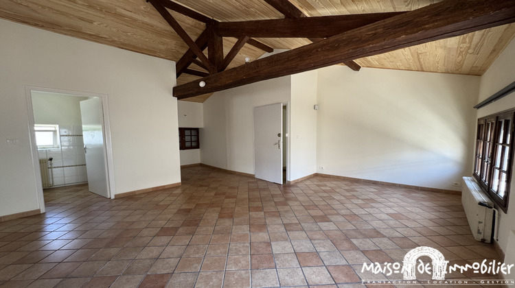 Ma-Cabane - Location Appartement Cognac, 64 m²