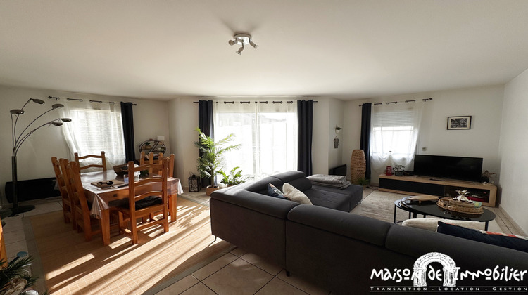 Ma-Cabane - Location Appartement Cognac, 77 m²