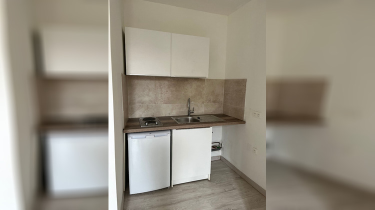 Ma-Cabane - Location Appartement COGOLIN, 25 m²